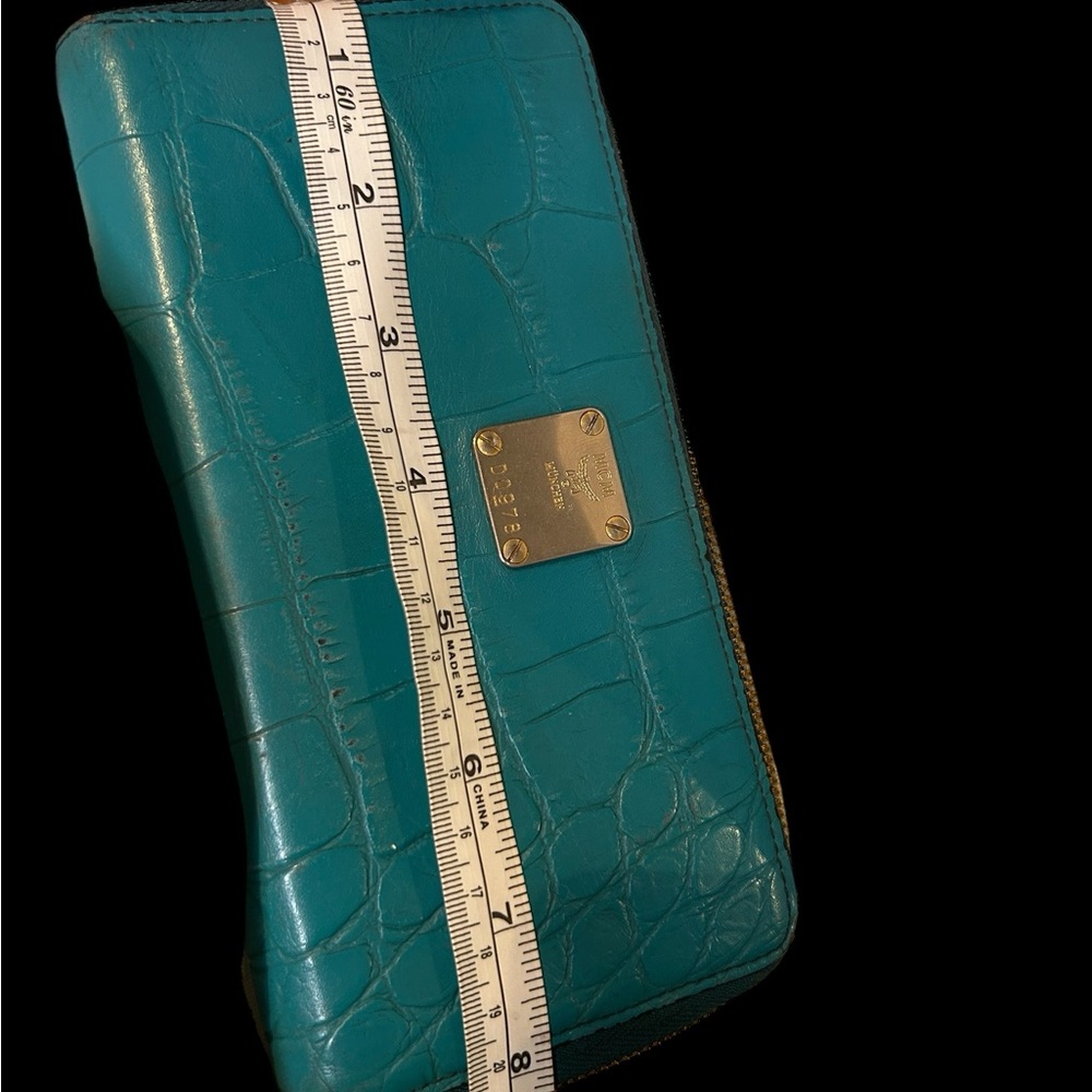 MCM TEAL LONG WALLET GUC many card slots/inside pockets .1 zipper inside pocket - Picture 7 of 13